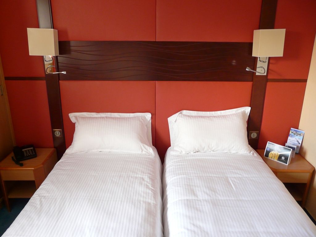 Kyriad Nantes Sud - Bouaye Aeroport Phòng bức ảnh
